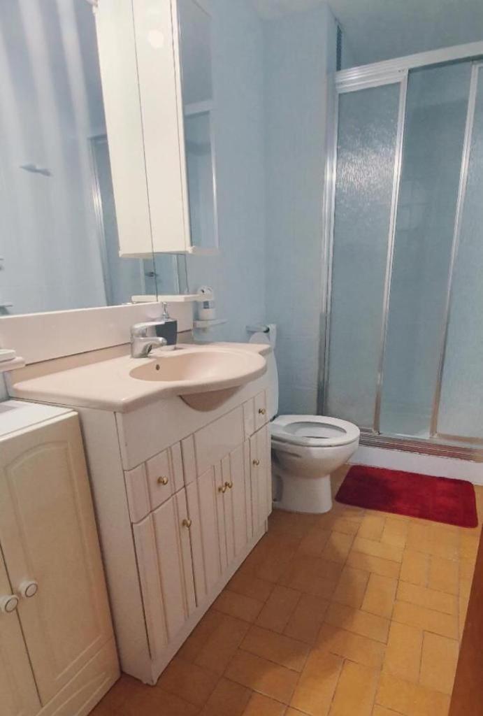 Rmn Tourist Home 3H Валенсія Екстер'єр фото