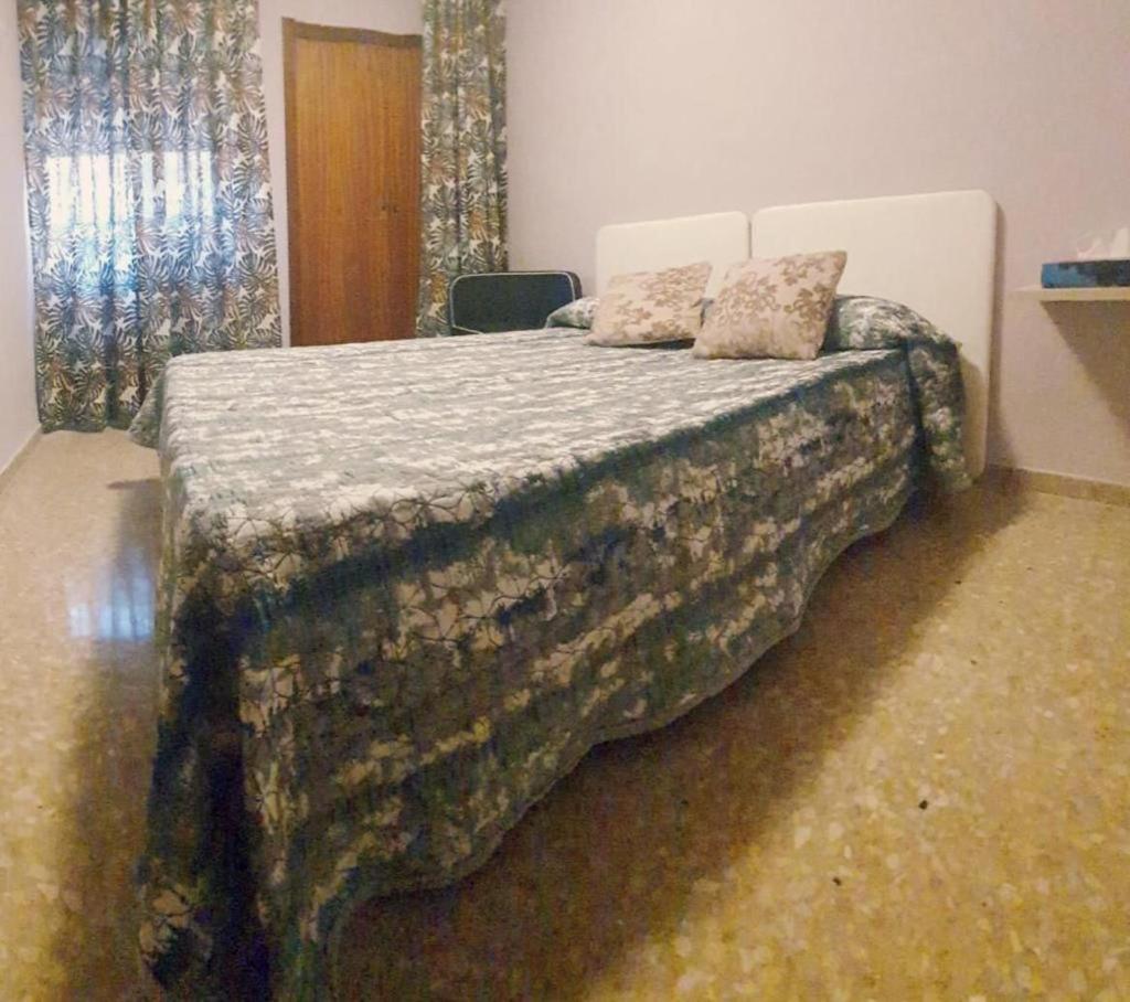 Rmn Tourist Home 3H Валенсія Екстер'єр фото