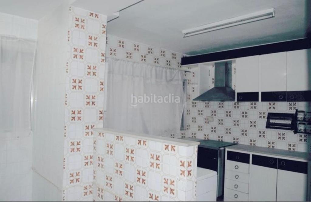 Rmn Tourist Home 3H Валенсія Екстер'єр фото
